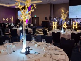 blossom centrepieces hull4heroes