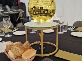 gold mirrorball centrepiece2